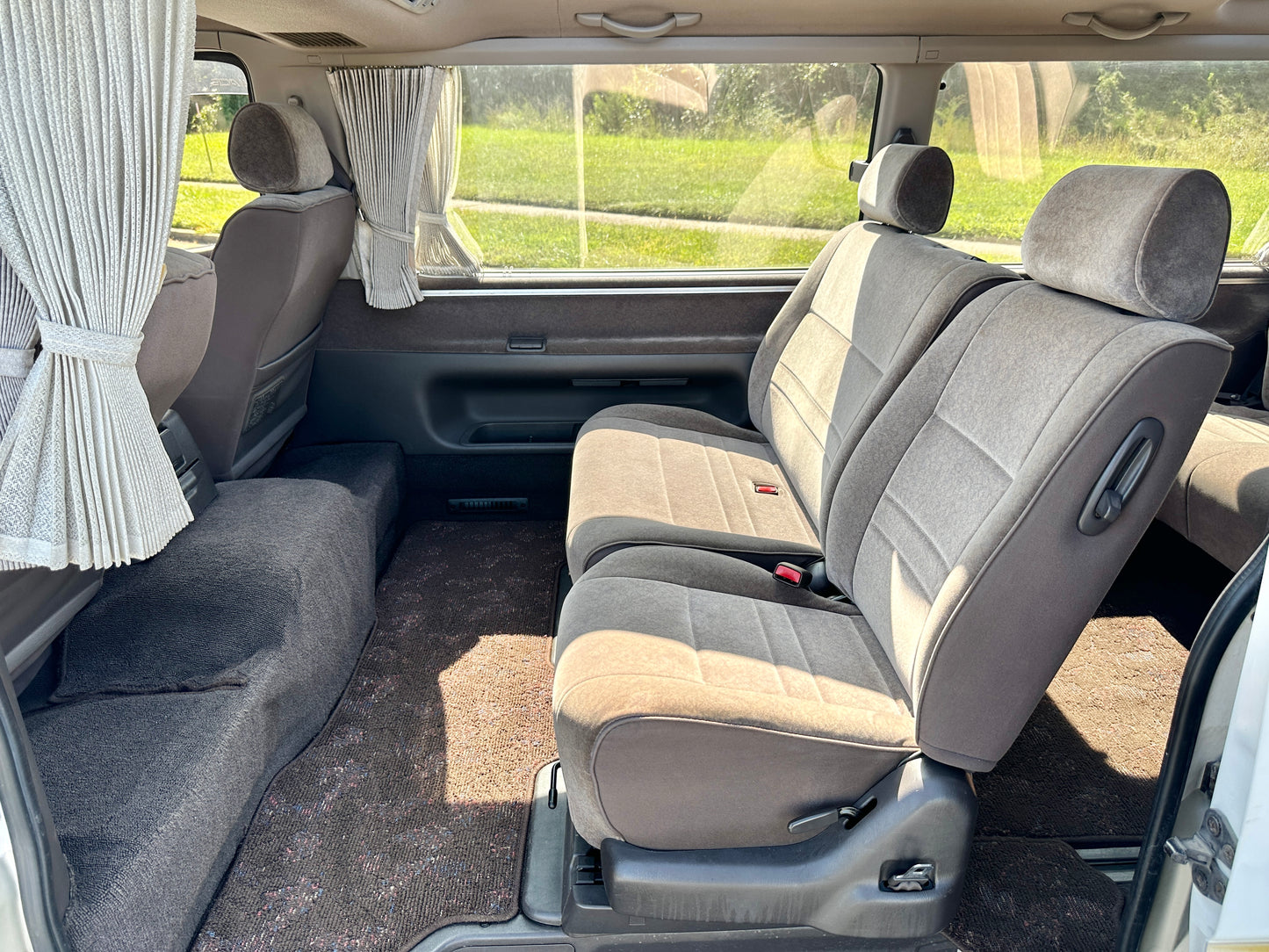 1995 TOYOTA HIACE SUPER CUSTOM KZH106
