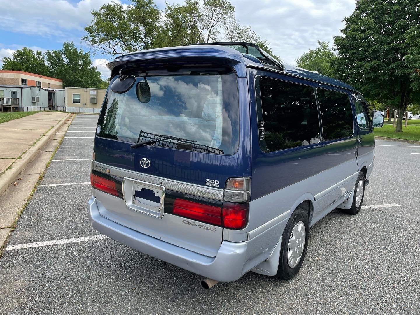 1996 TOYOTA HIACE SUPER CUSTOM G CLUB FIELD EDITION KZH100