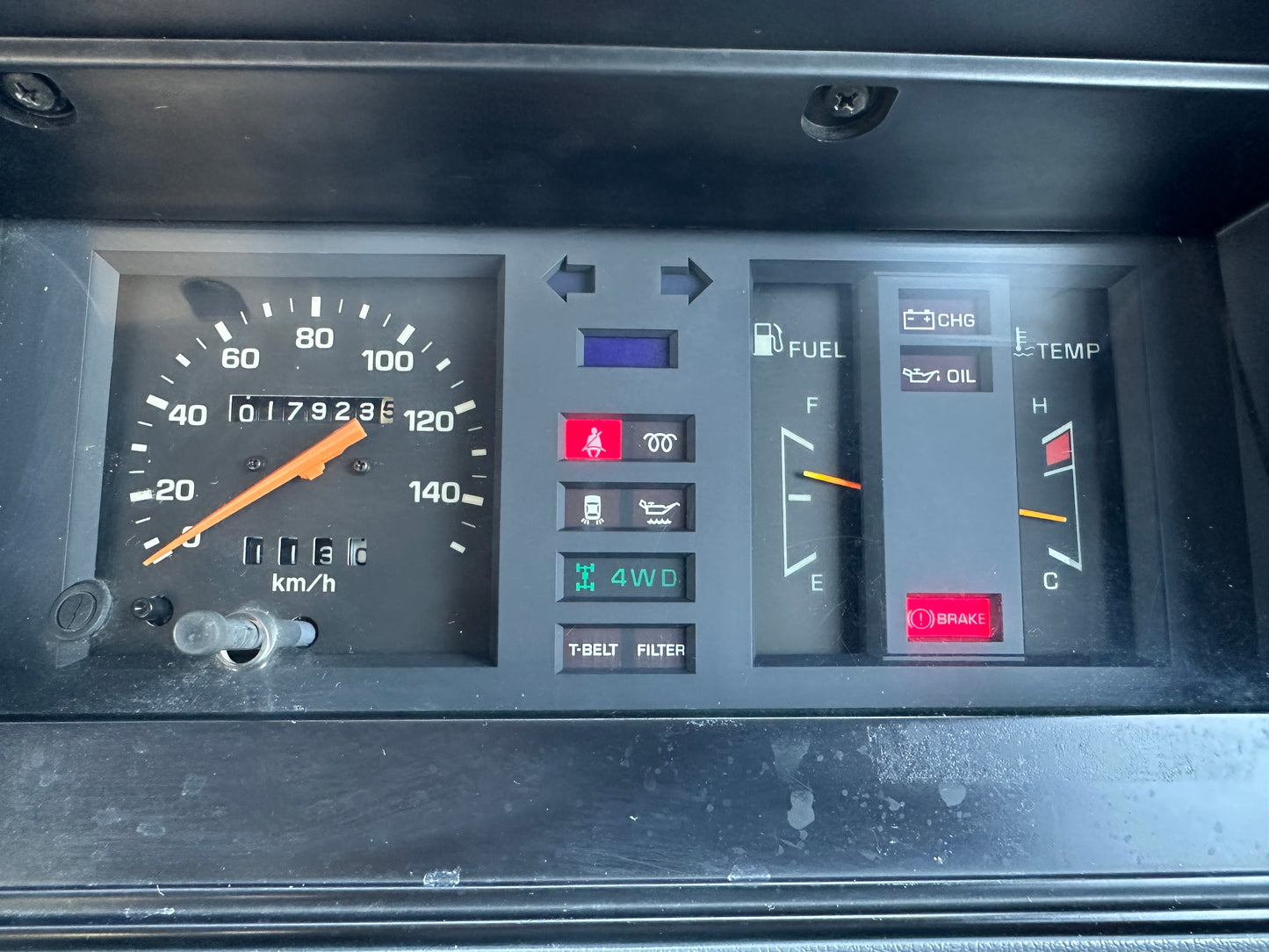 1993 TOYOTA HIACE FUEL TANKER LH85