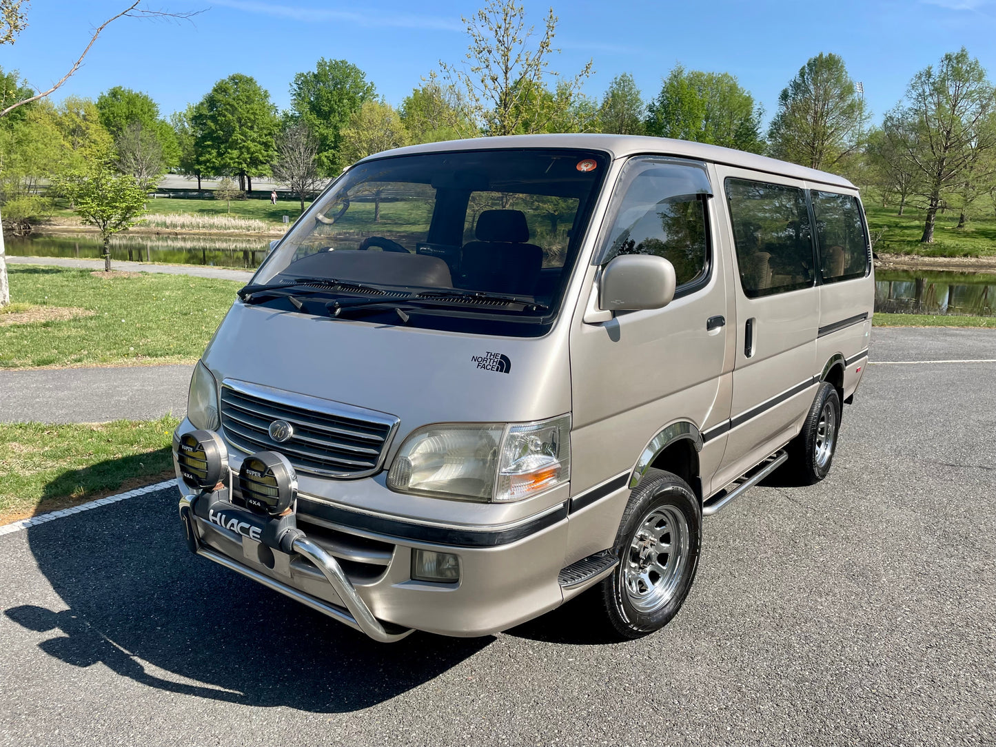 1995 TOYOTA HIACE SUPER CUSTOM KZH106
