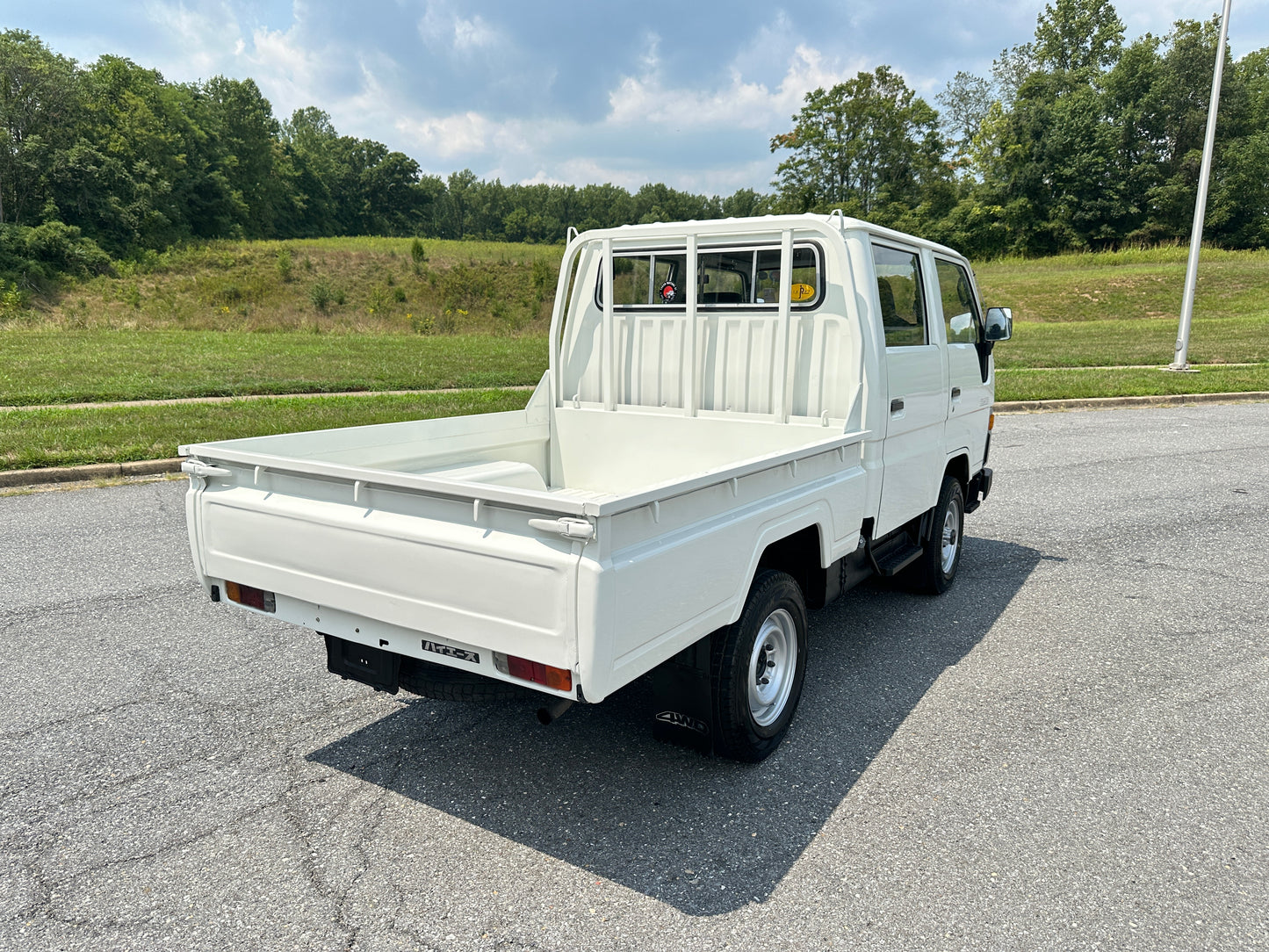1991 TOYOTA HIACE LH85 DOUBLE-CAB TRUCK