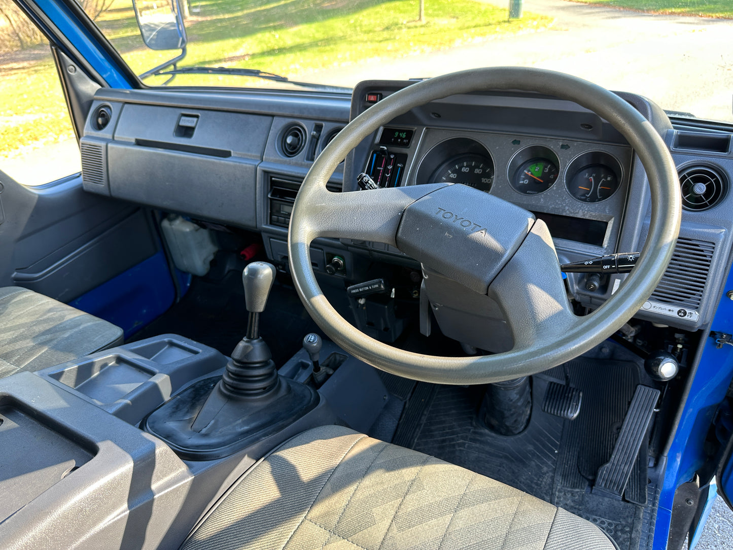 1994 TOYOTA TOYOACE BU72