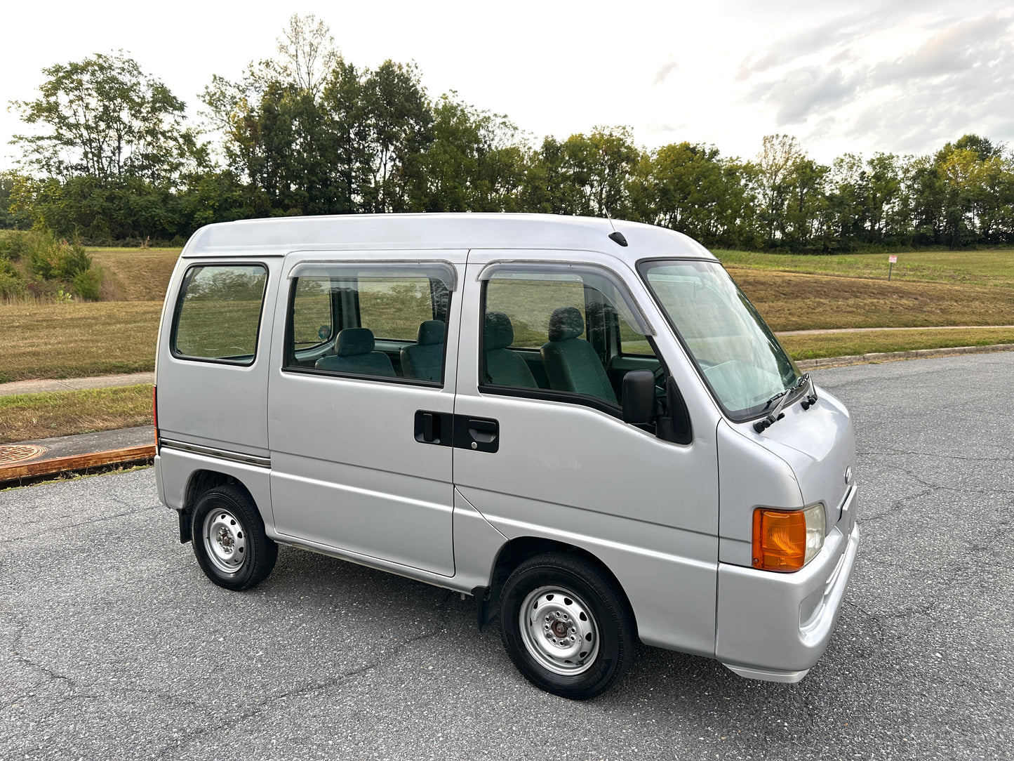 1999 SUBARU SAMBAR DIAS VAN 4WD - A/C - FUEL INJECTION — LOT#619