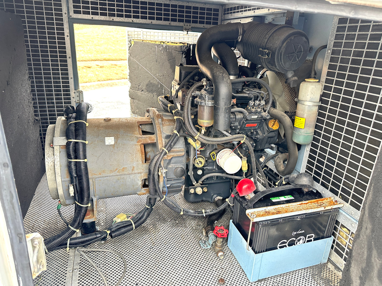 2000 DAIHATSU HIJET POWER GENERATOR TRUCK GD-S210P