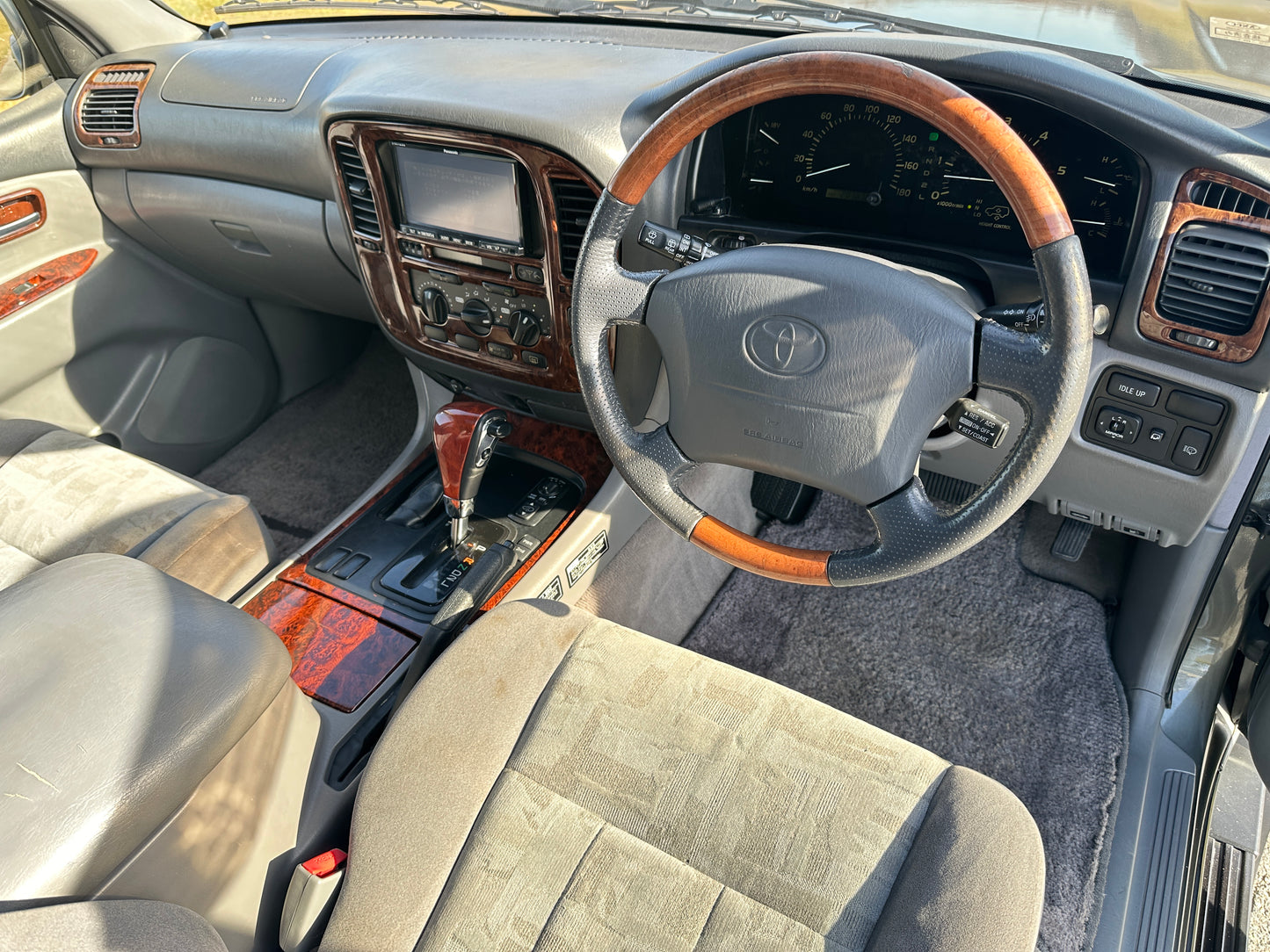 1998 Toyota Land Cruiser VX Limited HDJ101