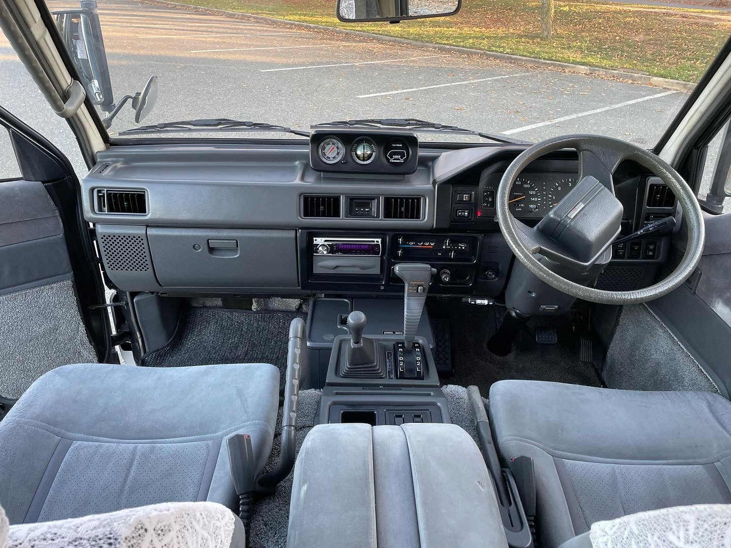 1993 MITSUBISHI DELICA STAR WAGON 4WD SUPER EXCEED P35W