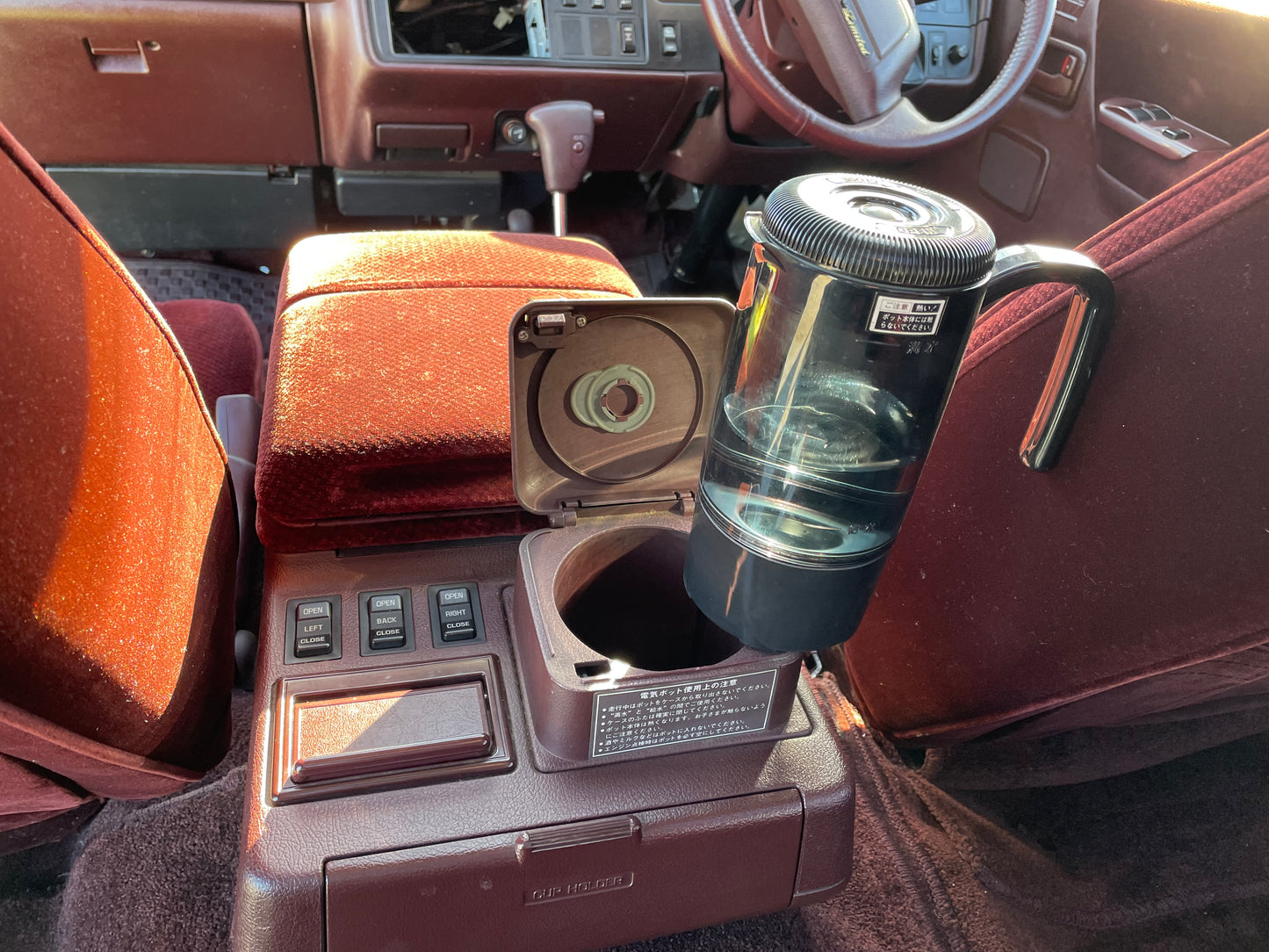 1991 TOYOTA HIACE SUPER CUSTOM LIMITED LH107