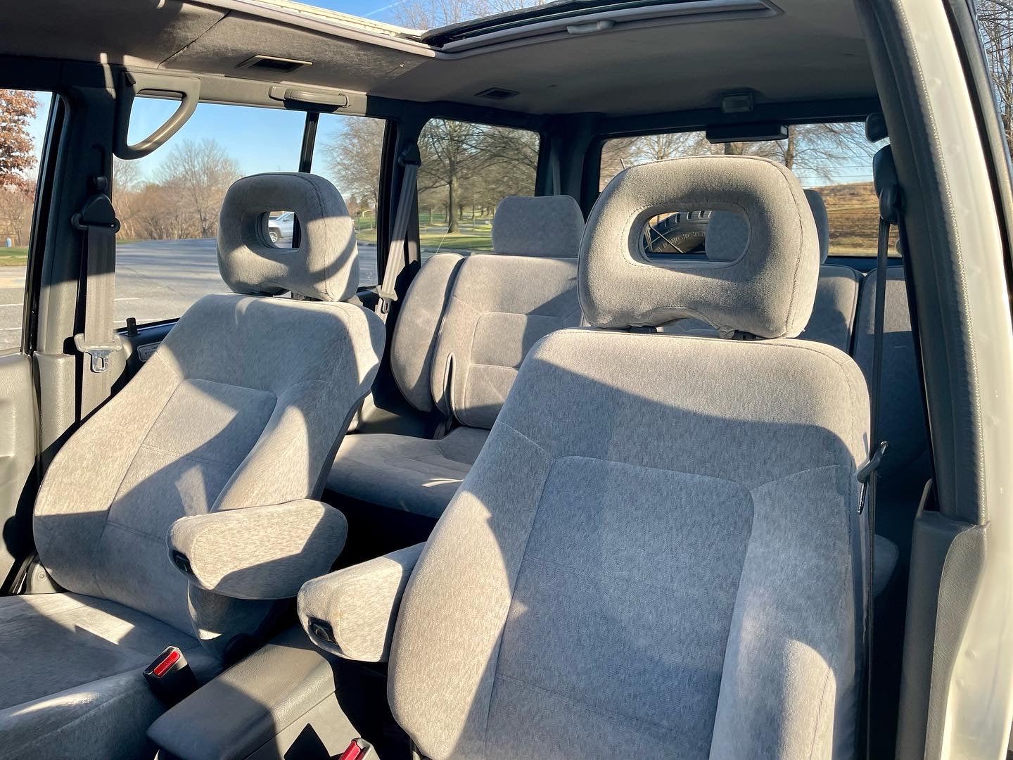1991 MITSUBISHI PAJERO V44W