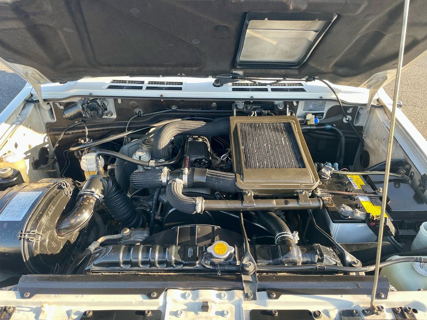 1991 MITSUBISHI PAJERO V44W