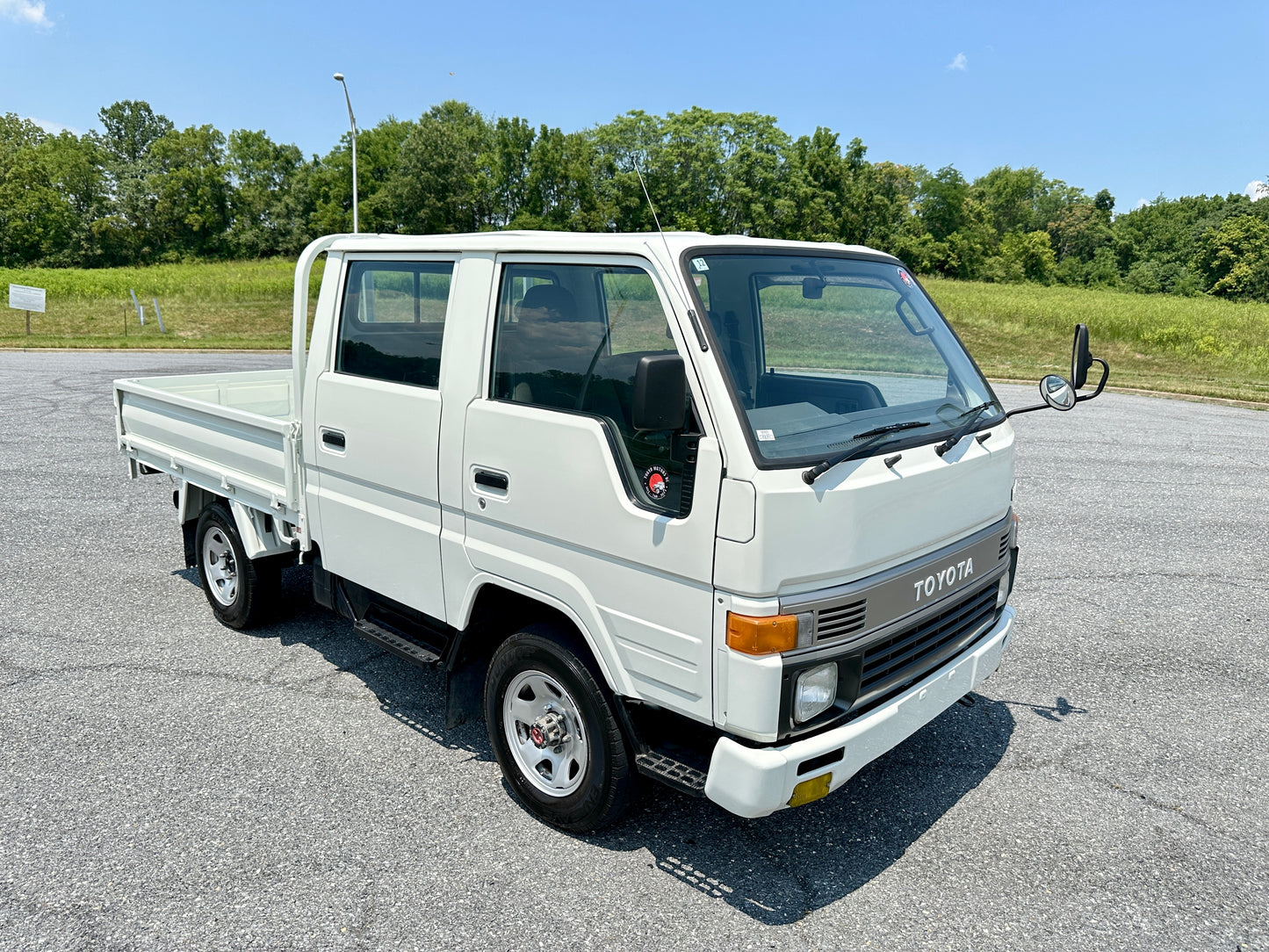 1993 TOYOTA HIACE LH95 DOUBLE-CAB TRUCK