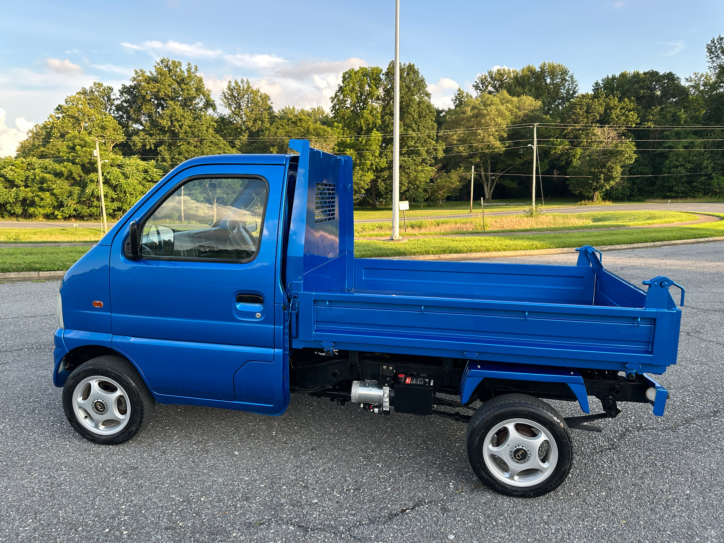 2000 SUZUKI CARRY DUMP 4WD - A/C
