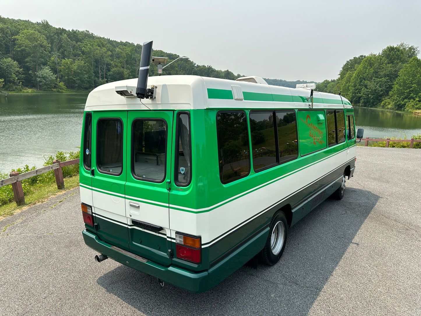 1991 TOYOTA COASTER CAMPING SALOON