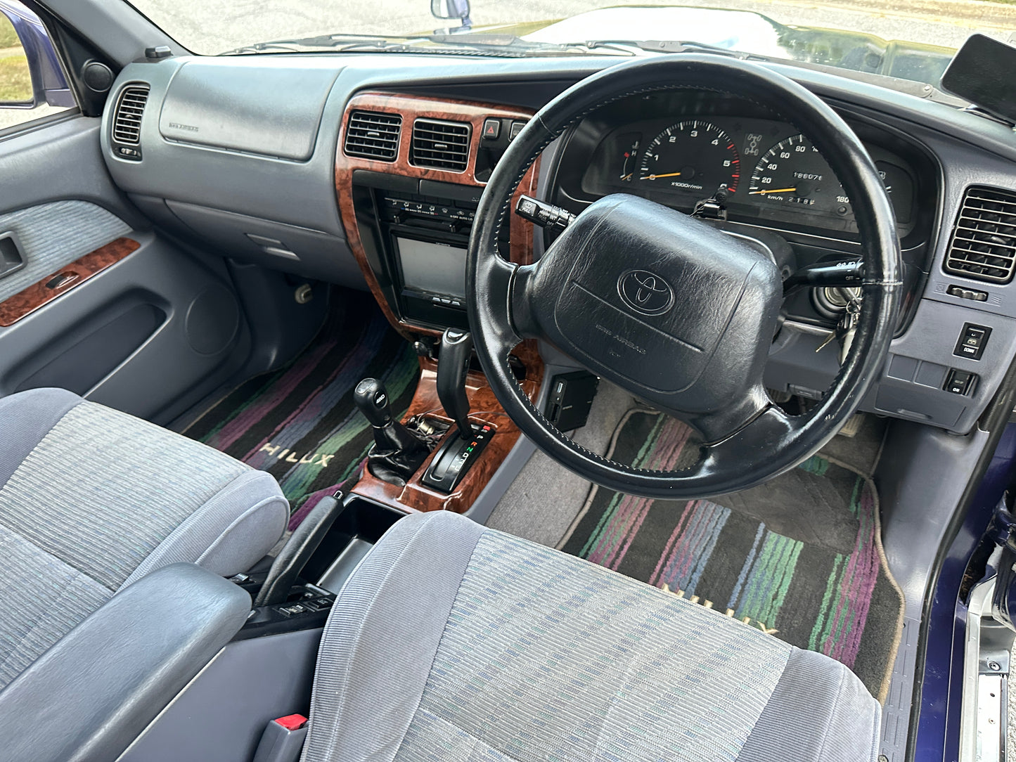 1996 TOYOTA HILUX SURF SSR-G - INTERCOOLED TURBO DIESEL - 4WD — LOT#634