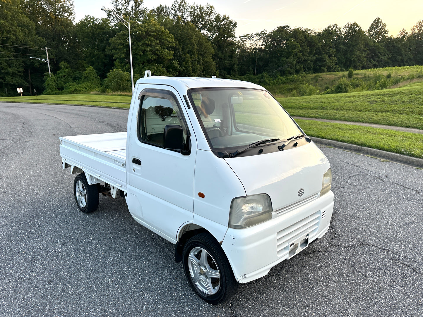 1999 SUZUKI CARRY 4WD - A/C - FUEL INJECTED- 33K Miles