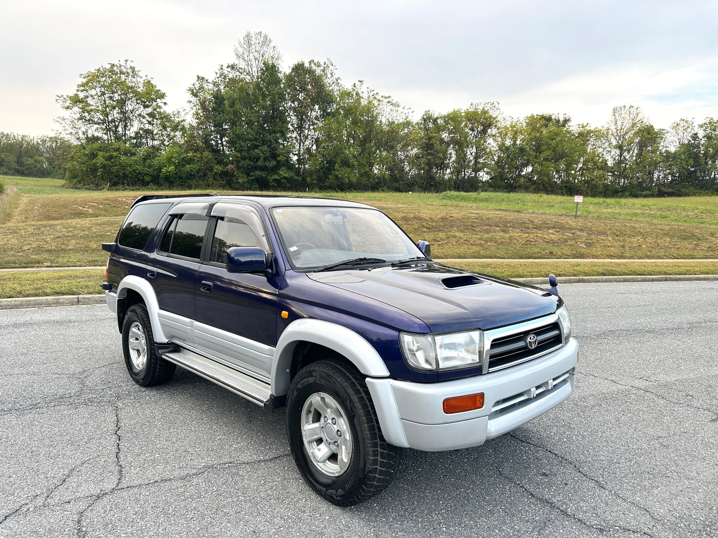 1996 TOYOTA HILUX SURF SSR-G - INTERCOOLED TURBO DIESEL - 4WD — LOT#634