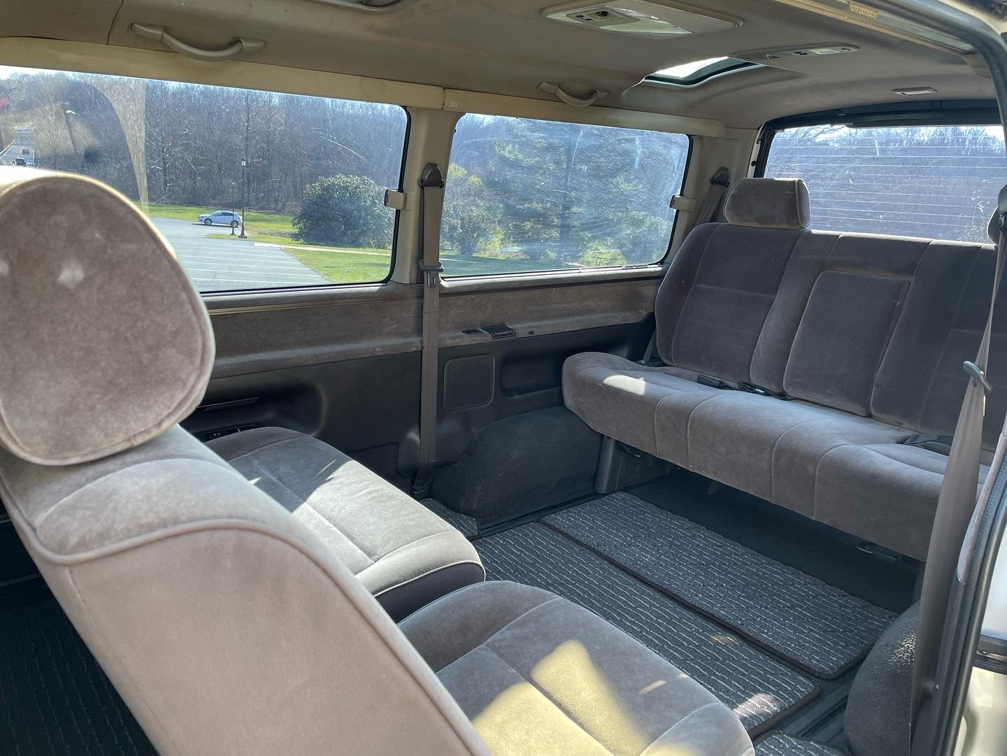 1997 TOYOTA HIACE SUPER CUSTOM G LIVING SALOON KZH106