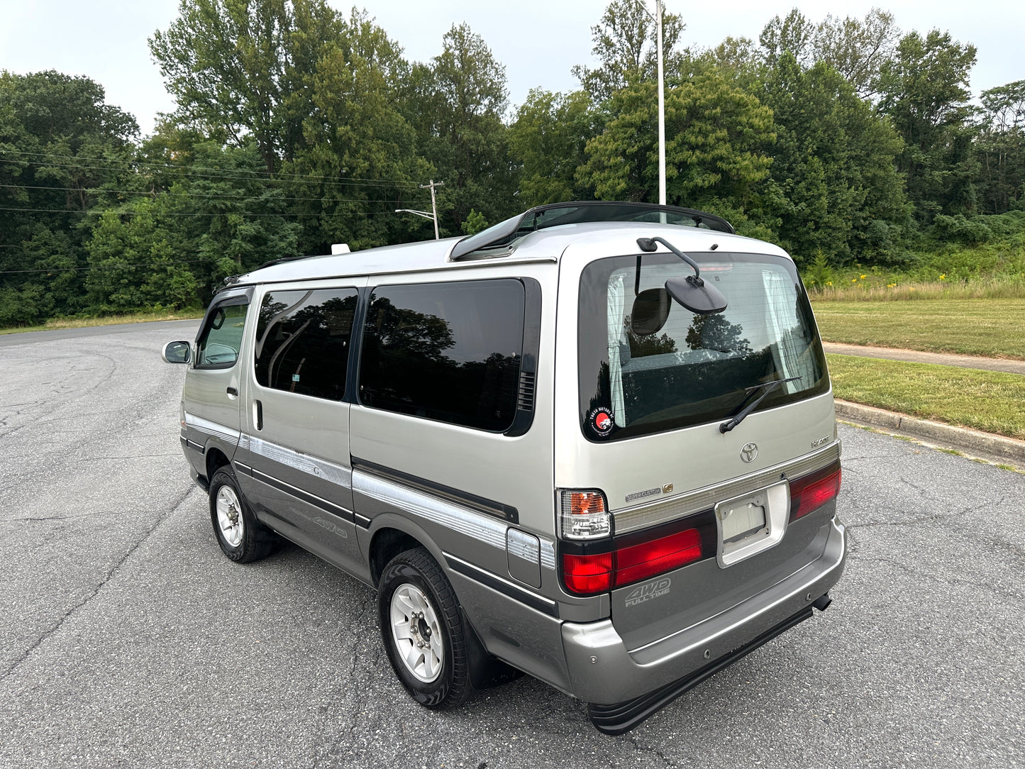 2000 TOYOTA HIACE SUPER CUSTOM G 4WD — INTERCOOLER TURBO DIESEL — LOT#614