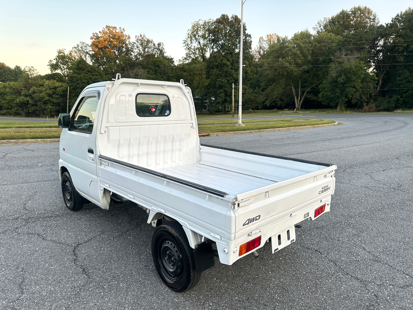 2000 SUZUKI CARRY -4WD -FUEL INJECTED -2 SPEED TRANSFER-CASE — LOT#625