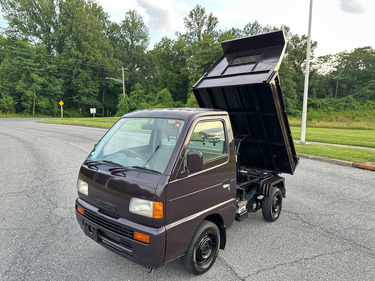 1998 SUZUKI CARRY DUMP 4WD - A/C — LOT#574