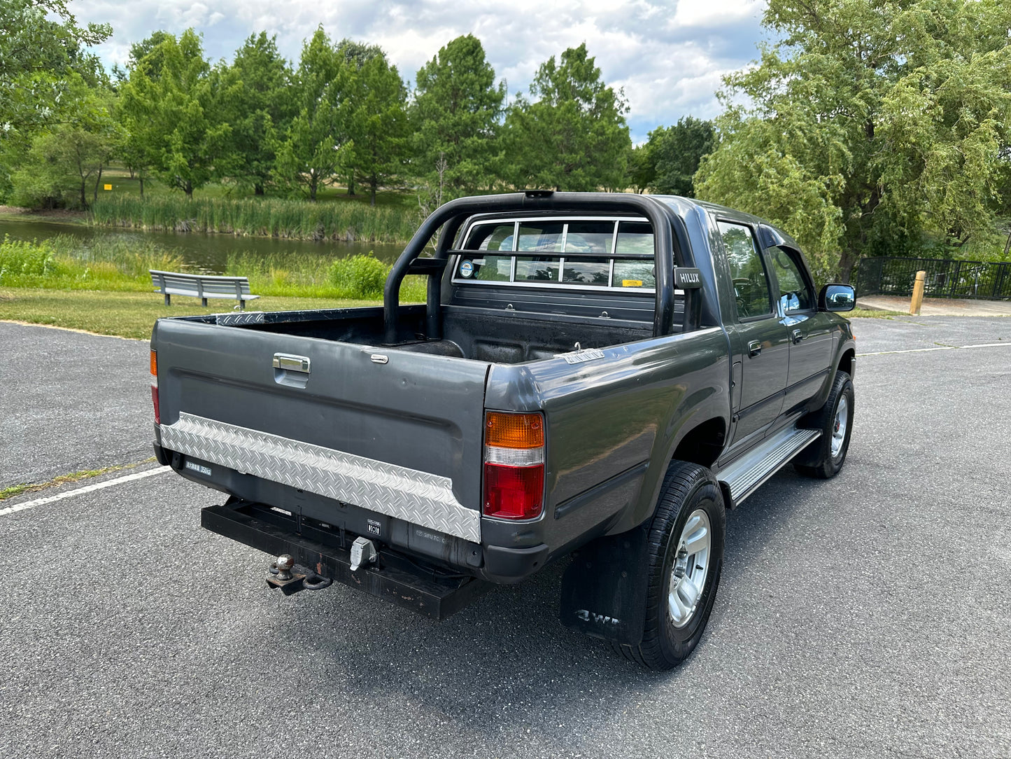 1993 TOYOTA HILUX LN107 Quad Cab Pickup