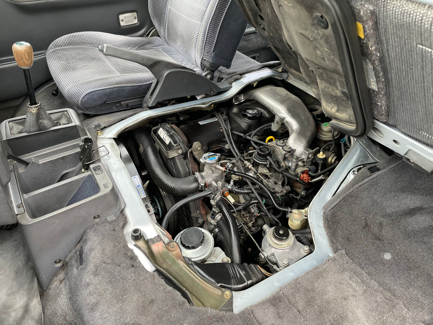 1991 TOYOTA HIACE SUPER CUSTOM LH107