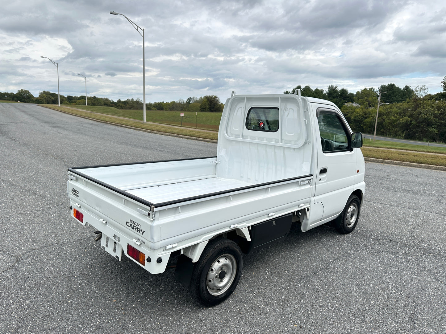 1999 SUZUKI CARRY 4WD - TURBOCHARGED - AUTOMATIC TRANSMISSION - A/C — LOT#660