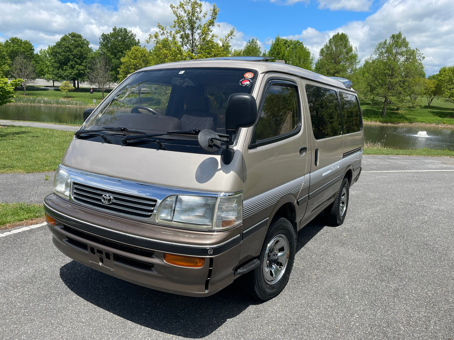 1996 TOYOTA HIACE SUPER CUSTOM KZH106