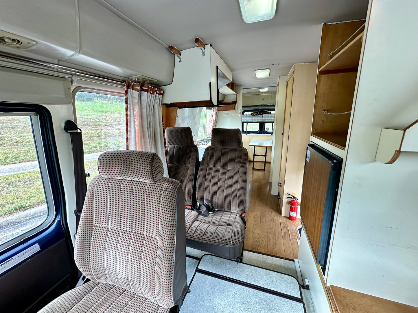1992 TOYOTA COASTER DELUXE CAMPER — LOT#587