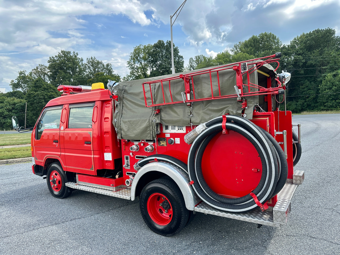 1998 TOYOTA DYNA BU172 JAPANESE FIRE TRUCK - 4WD - DIESEL — LOT#615