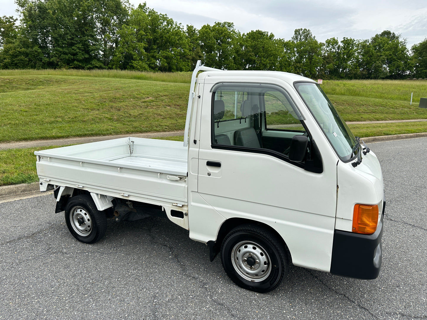 2000 SUBARU SAMBAR GD-TT2