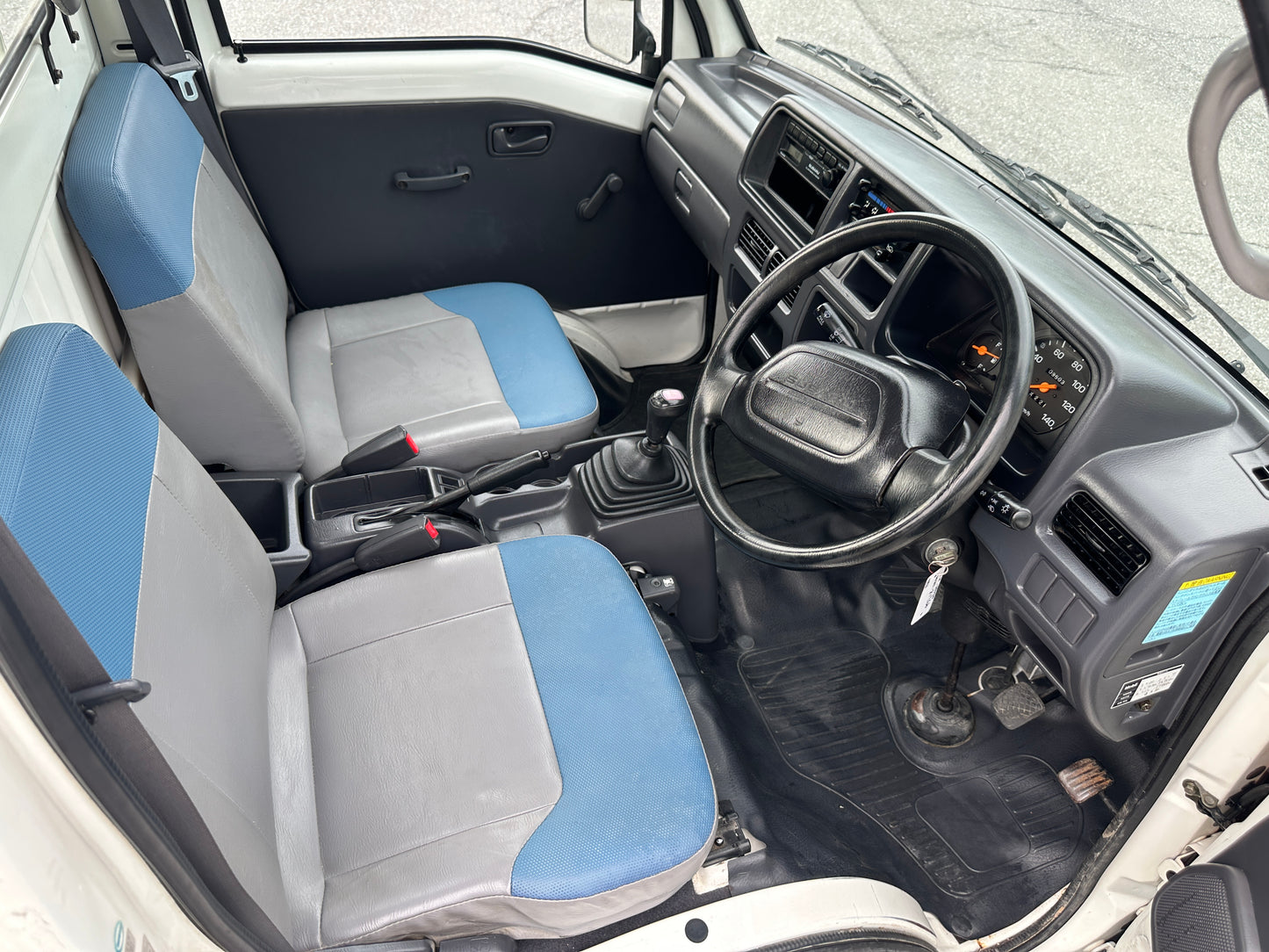 2000 SUBARU SAMBAR 4WD - A/C - POWER STEERING & AIRBAG — LOT#583