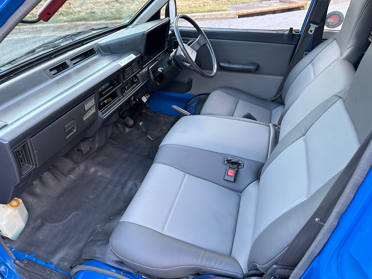 1990 TOYOTA TOWNACE HIGH-SIDE DUMP YM60
