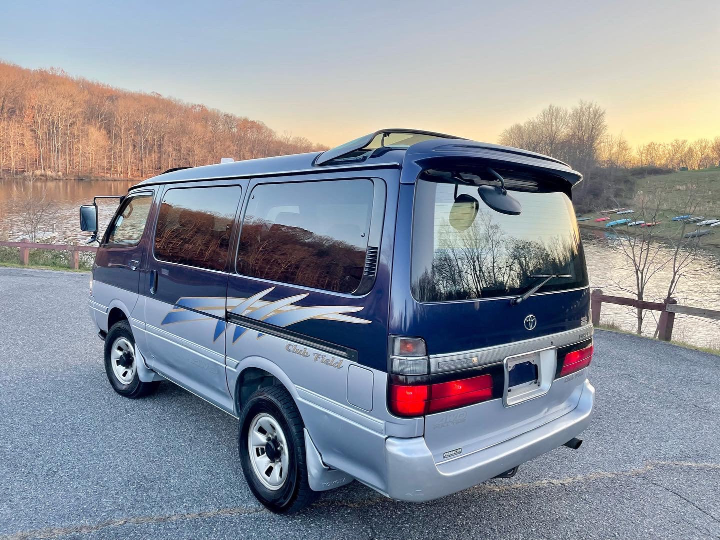 1996 TOYOTA HIACE SUPER CUSTOM G CLUB FIELD EDITION KZH106