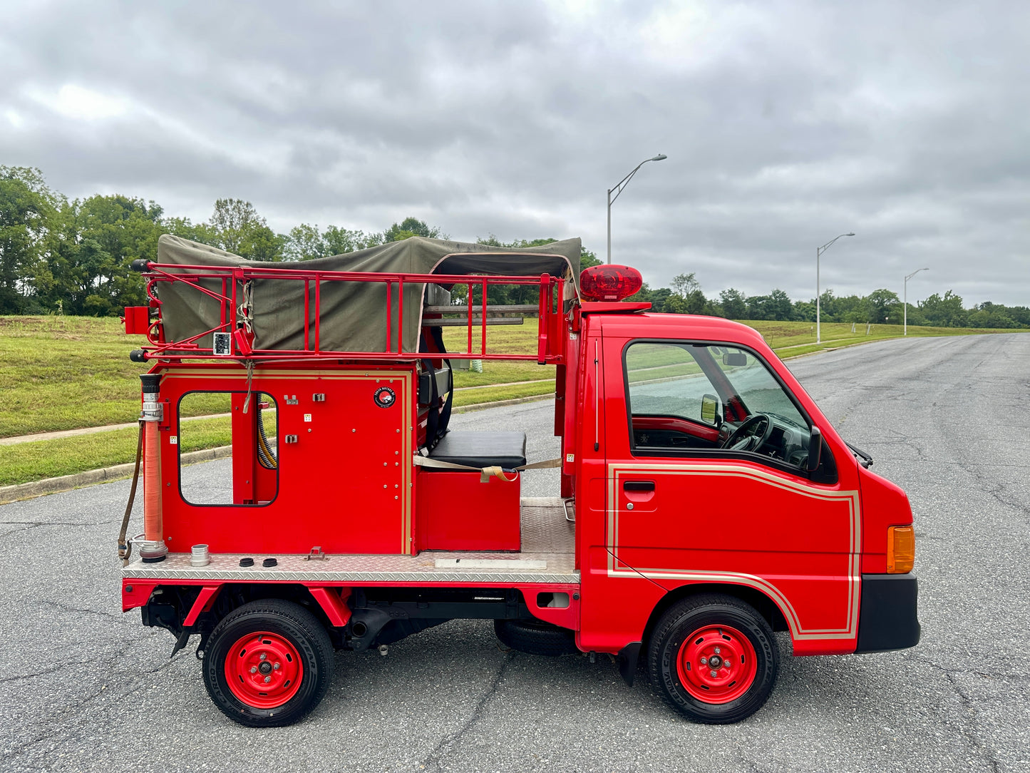 2000 SUBARU SAMBAR FIRE TRUCK 4WD - 7,224 MILES - FUEL INJECTED — LOT#636