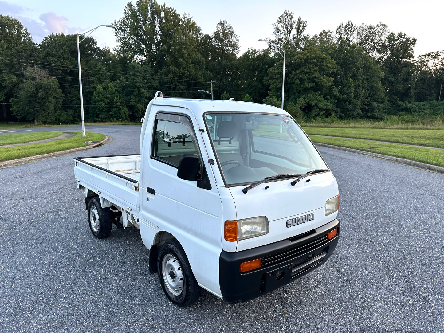 1996 SUZUKI CARRY 4WD - DIFF LOCK & AXLE LOCK - 2 SPEED TRANSFER-CASE - 20k Miles — LOT#558