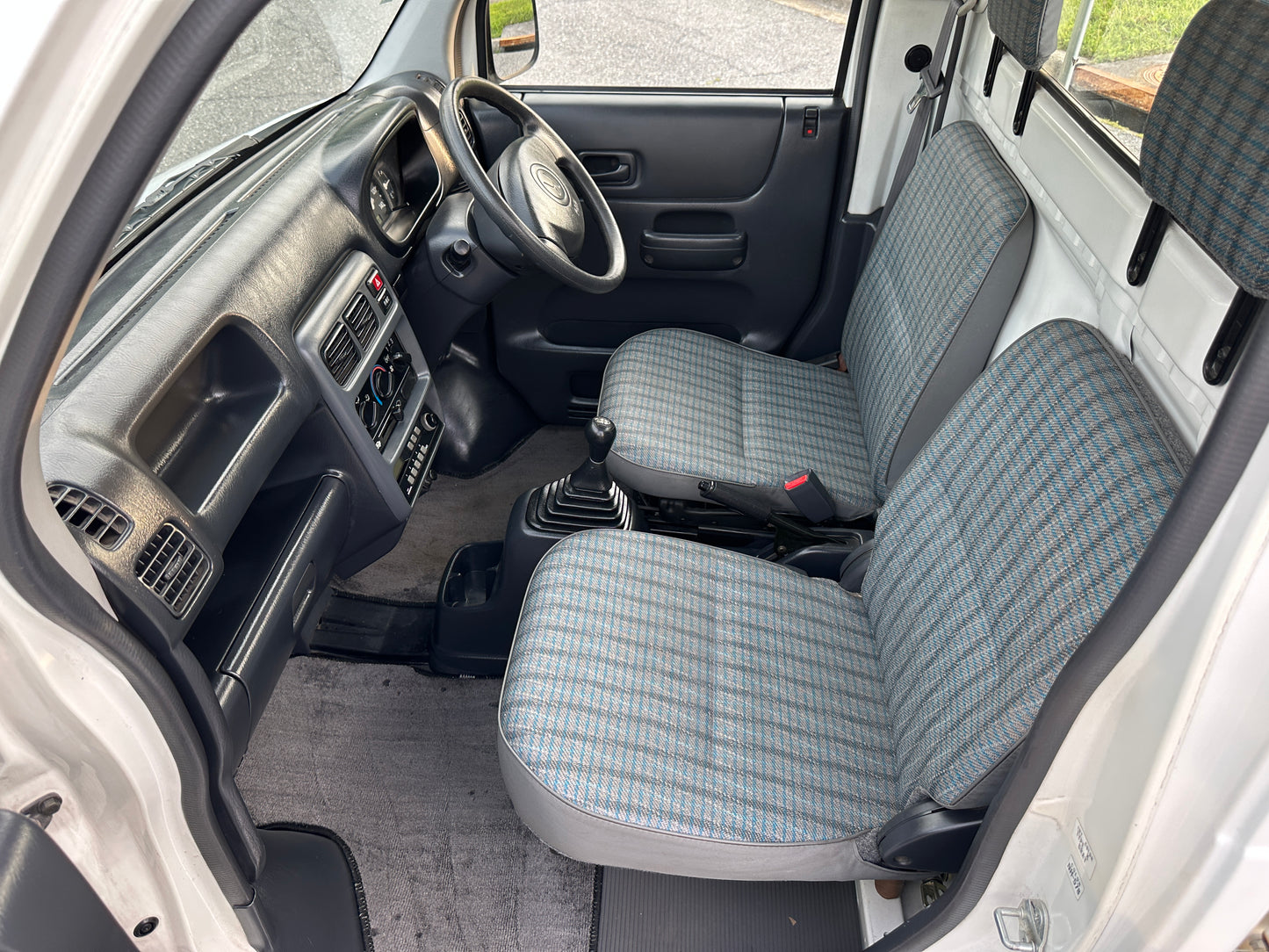 2000 HONDA ACTY SDX 4WD - FUEL INJECTED — LOT#570