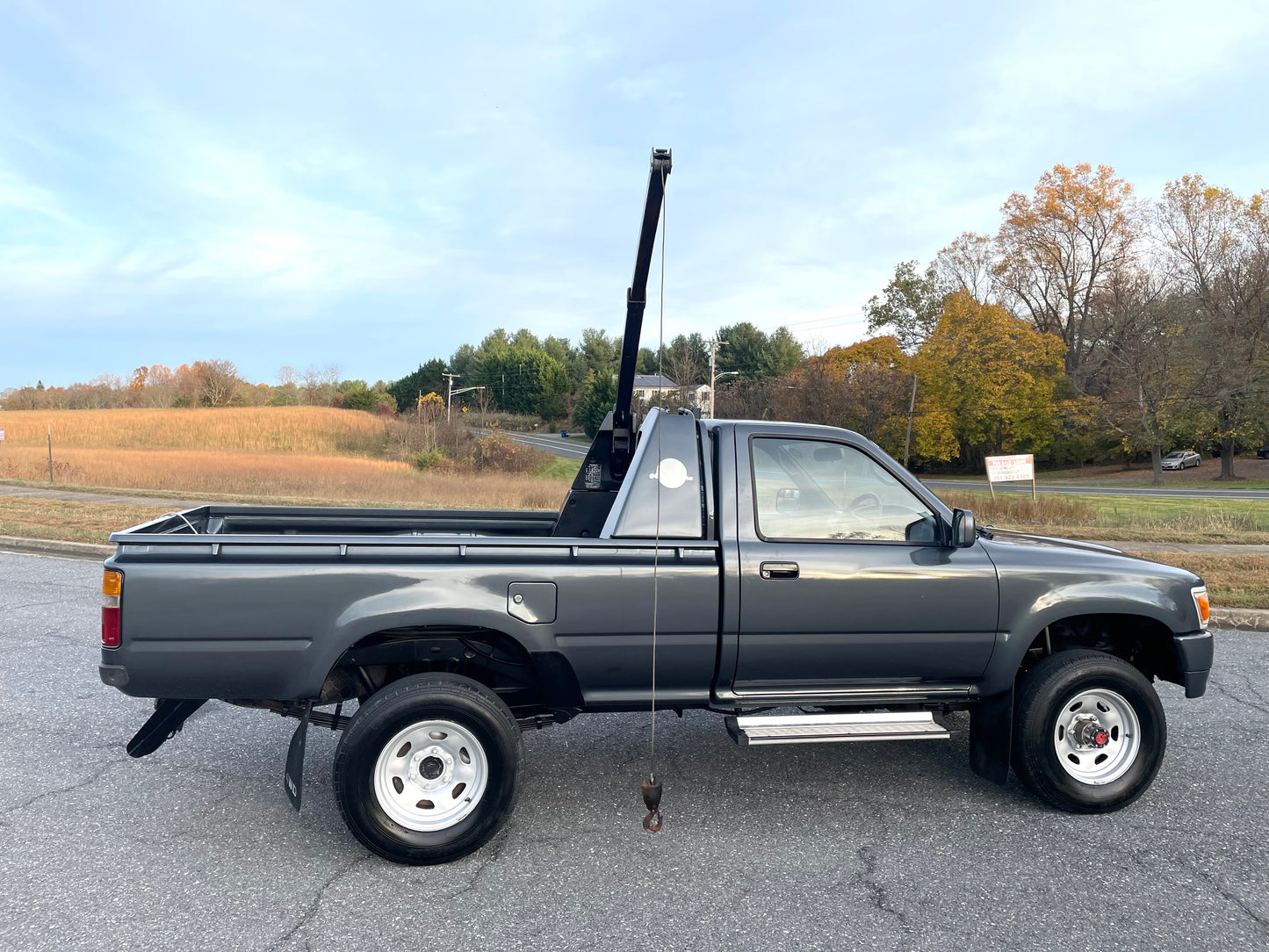 1993 TOYOTA HILUX LN106