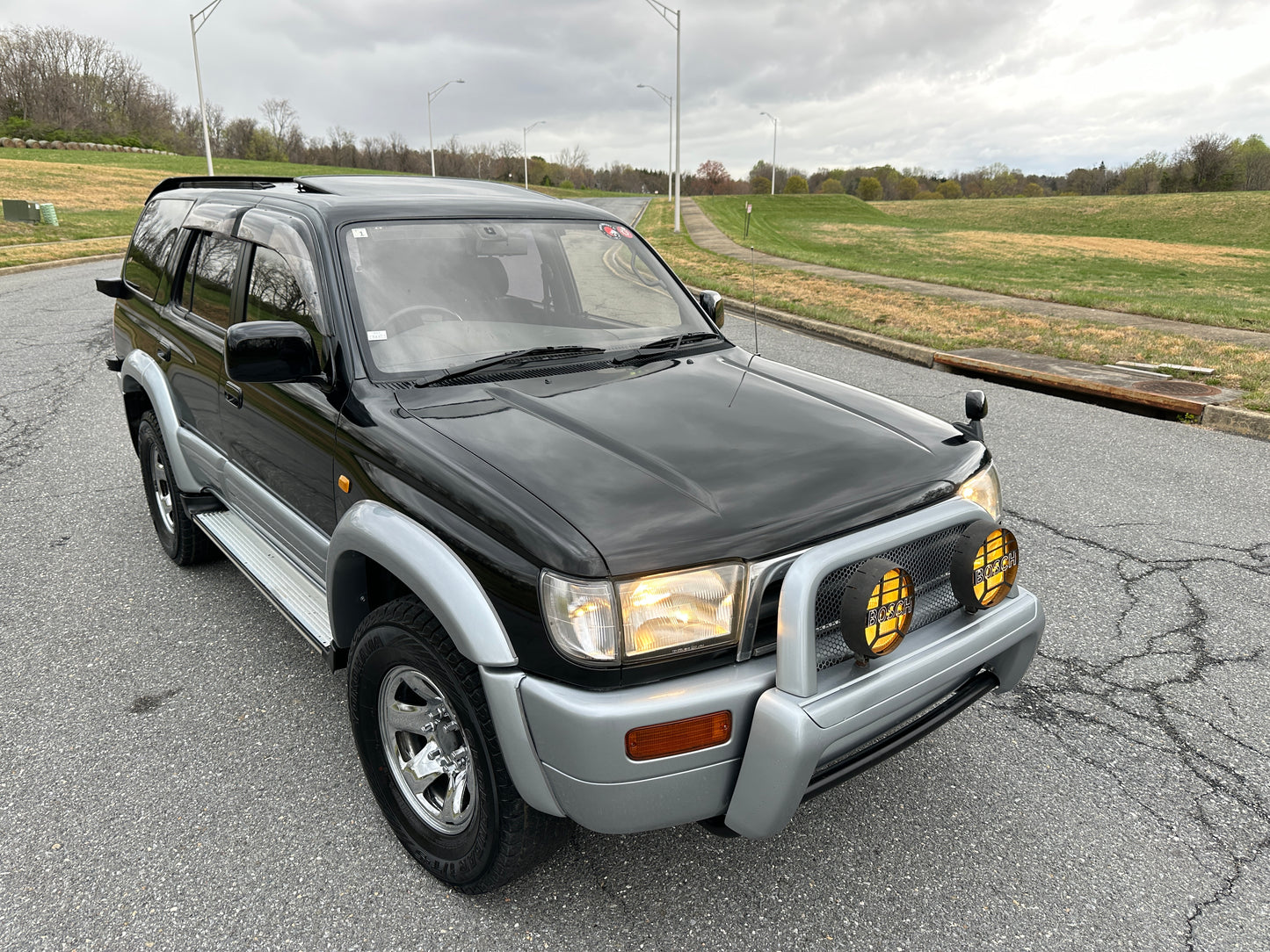 1997 Toyota Hilux Surf SSR-X Limited KZN185 — LOT#508