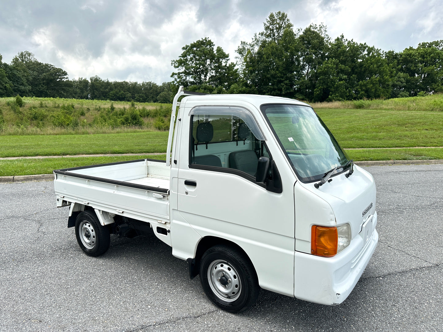 SOLD SUBARU SAMBAR 4WD - A/C - FUEL INJECTION & AIRBAG