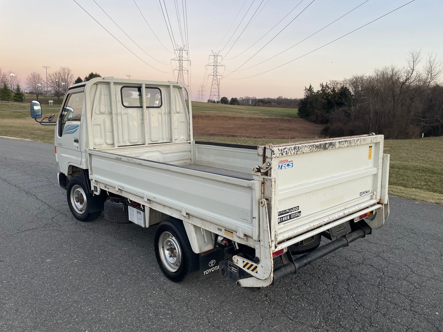 1995 TOYOTA HIACE CUSTOM LY151