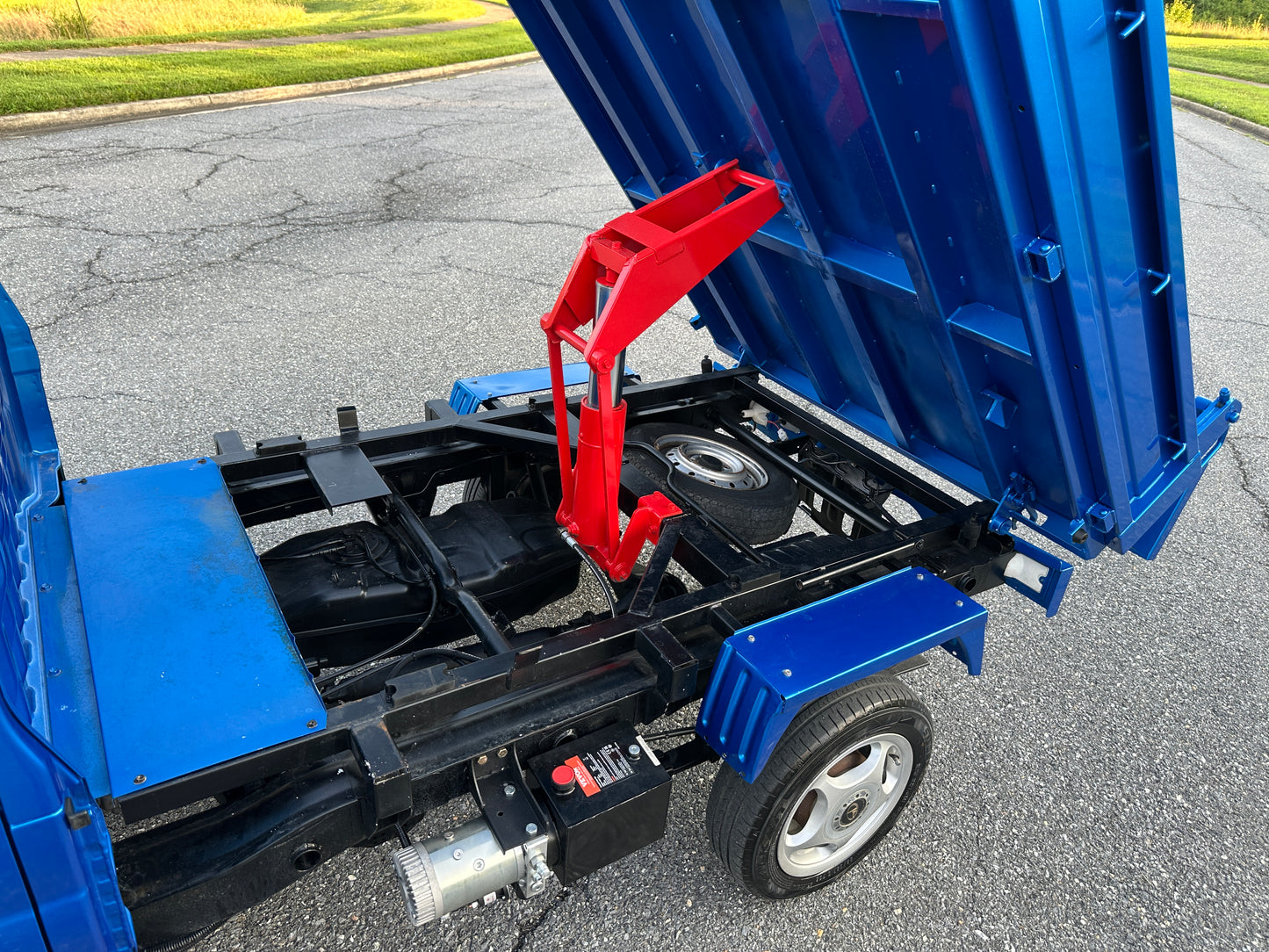 2000 SUZUKI CARRY DUMP 4WD - A/C