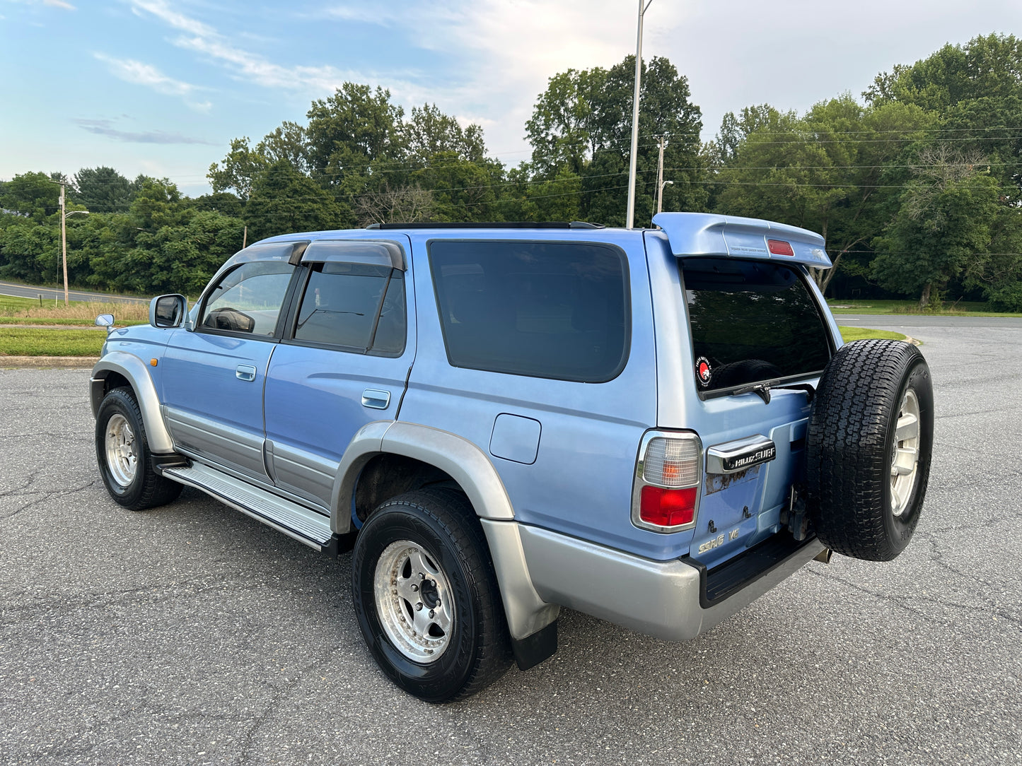 1998 TOYOTA HILUX SURF SSR-G VZN185 — V6 Gasoline - 98k Miles — LOT#607