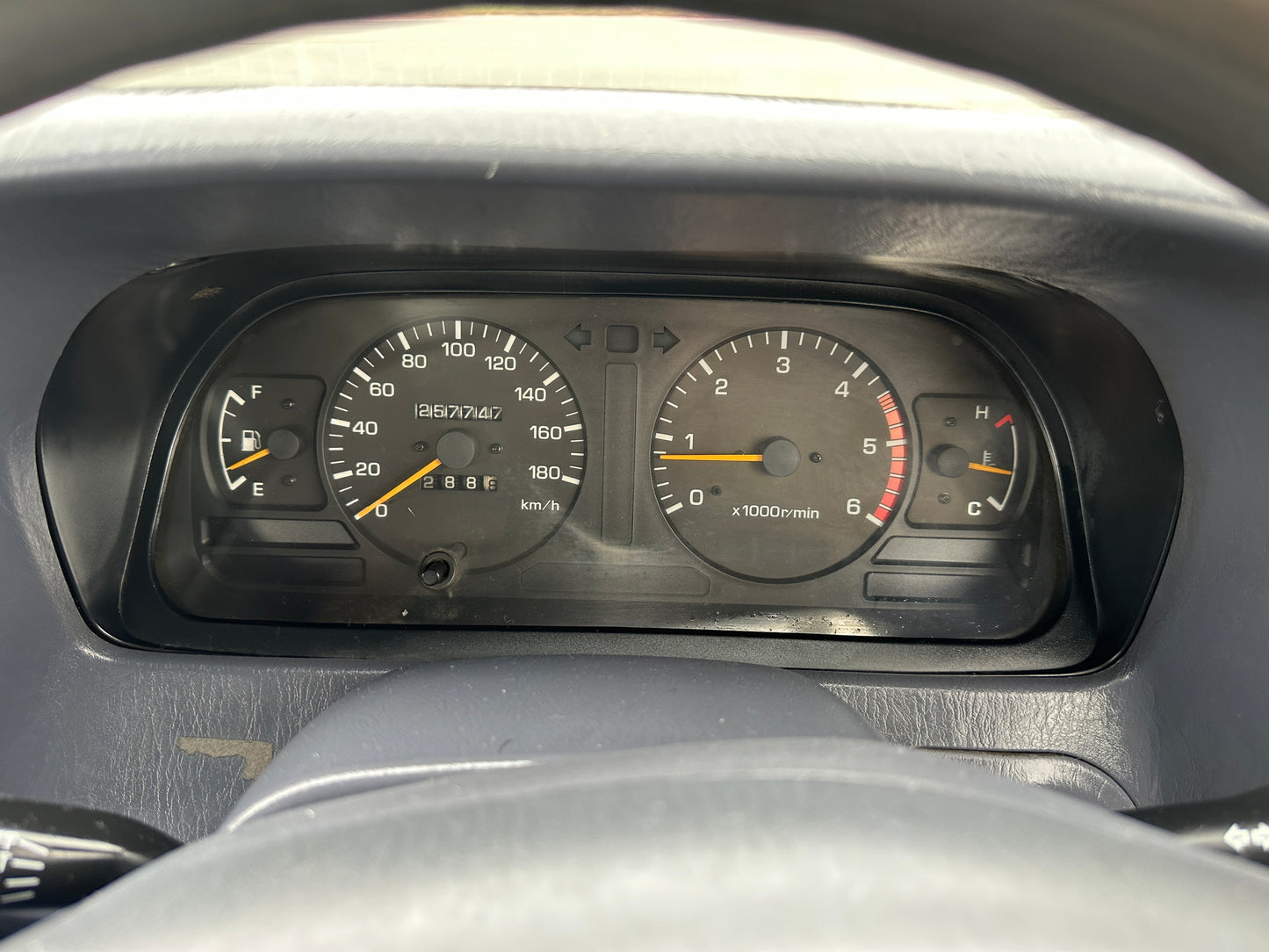 1996 TOYOTA LAND CRUISER PRADO TX 4WD - INTERCOOLED TURBO DIESEL & 5-SPEED MANUAL TRANSMISSION — LOT#535