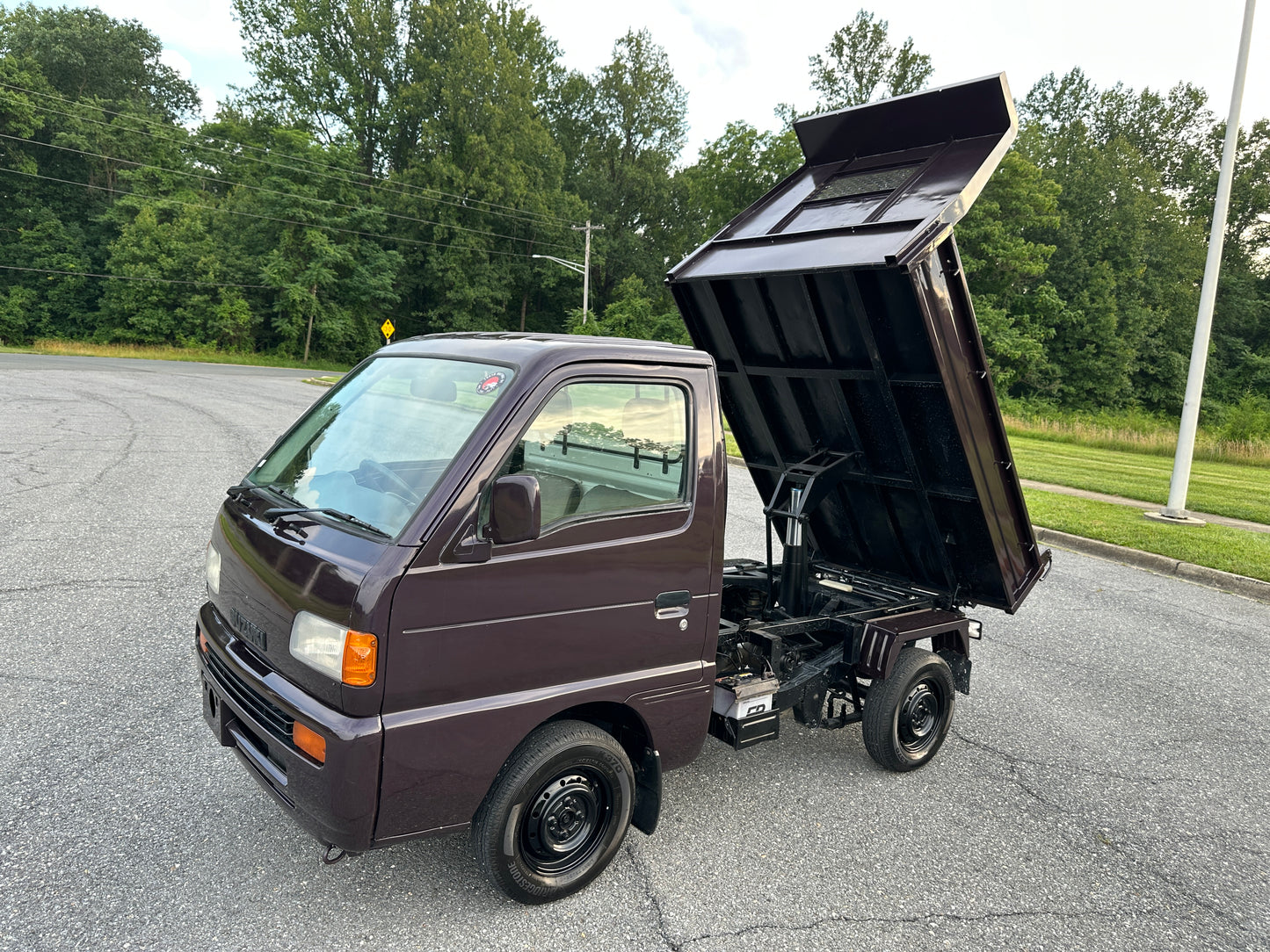 1998 SUZUKI CARRY DUMP 4WD - A/C — LOT#574