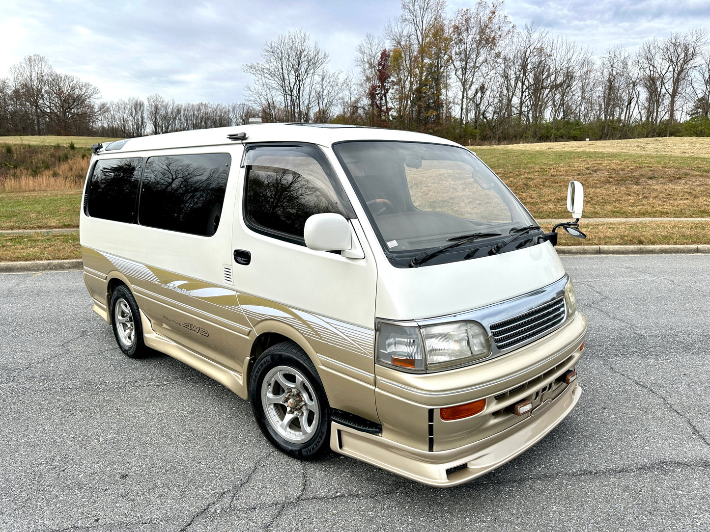 1994 TOYOTA HIACE SUPER CUSTOM LIMITED KZH106