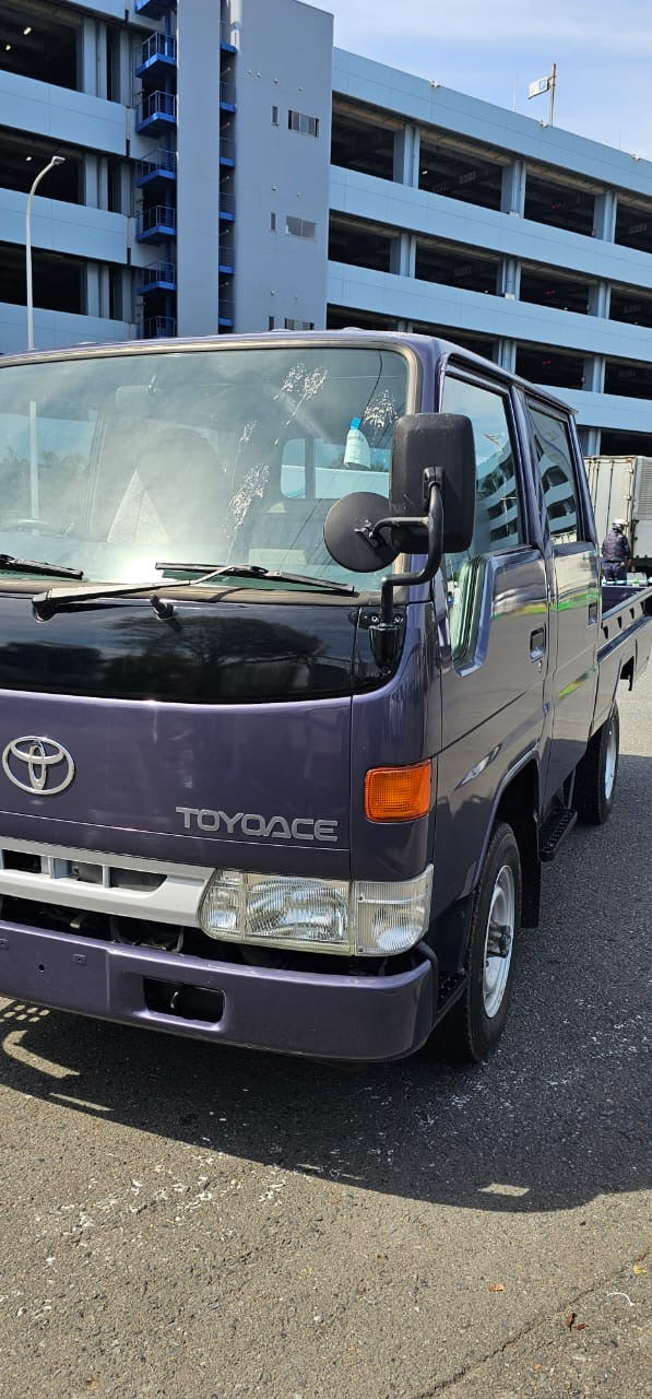 1999 TOYOTA TOYOACE 4WD DOUBLE-CAB TRUCK - 36,859 Miles - DIESEL