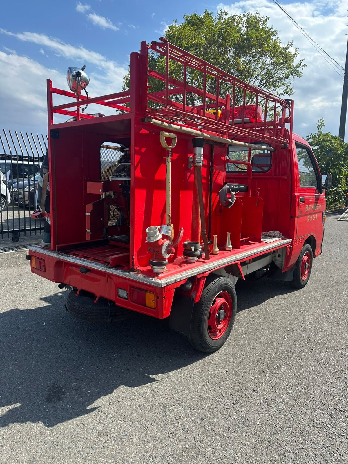 1995 DAIHATSU HIJET FIRE TRUCK 4x4 - FULLY EQUIPPED