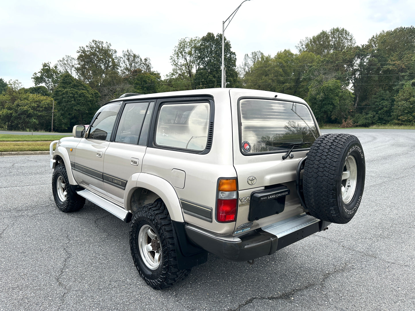 1992 Toyota Land Cruiser HDJ81 VX Limited - 4WD - TURBO DIESEL — LOT#657