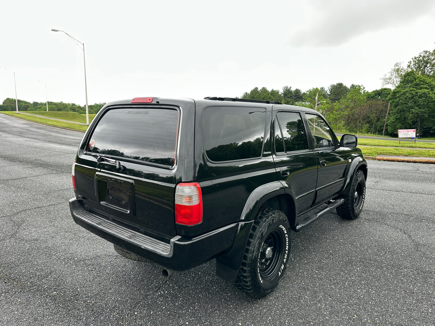 1998 TOYOTA HILUX SURF SSR-X LIMITED 4WD - 4 Cylinder Gasoline — LOT#902