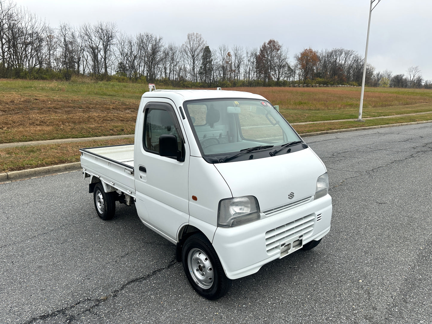 1999 SUZUKI CARRY -4WD -FUEL INJECTED -2 SPEED TRANSFER-CASE -26k MILES — LOT#680
